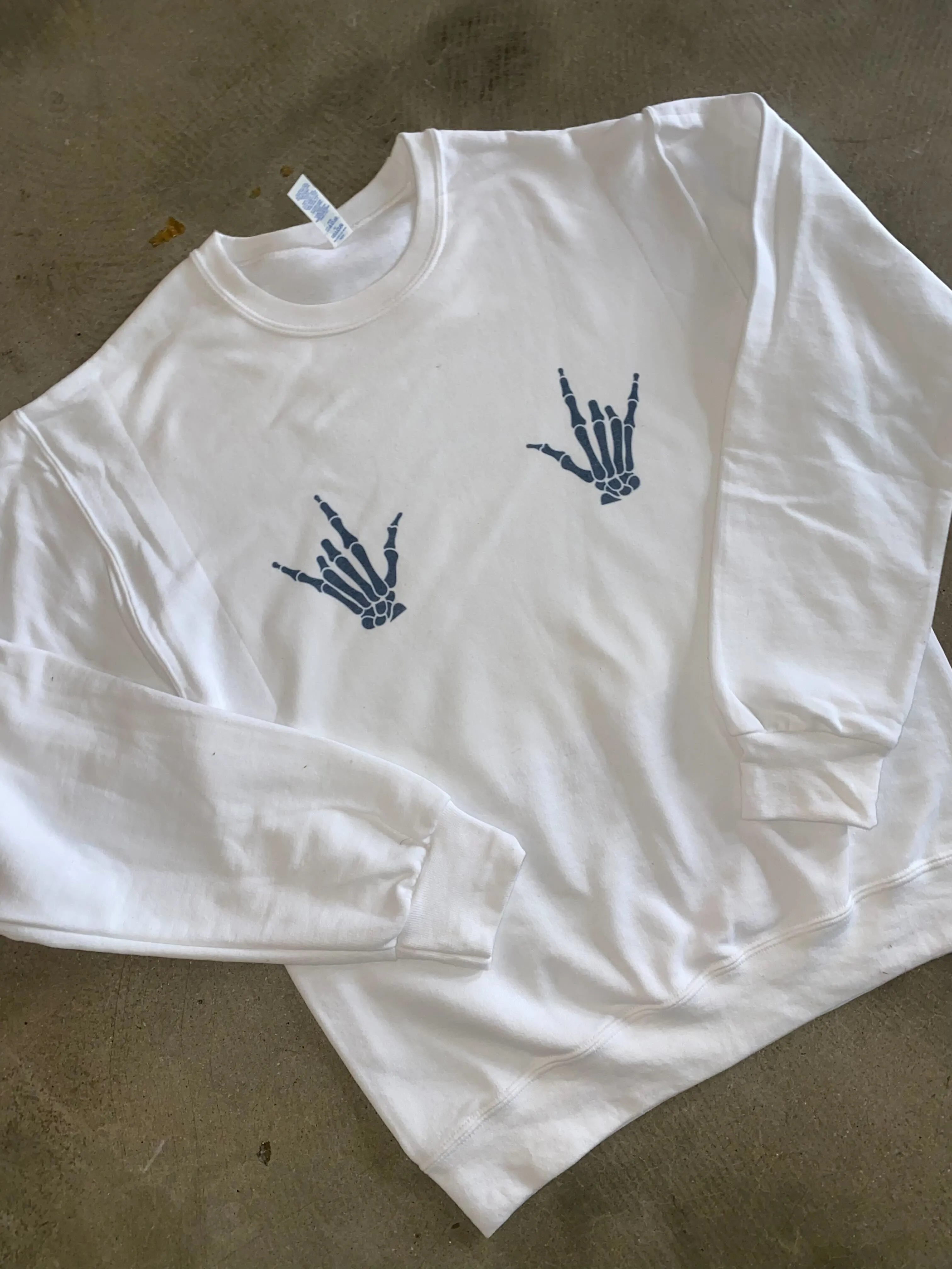 Skeleton Hands Graphic Sweatshirt - White